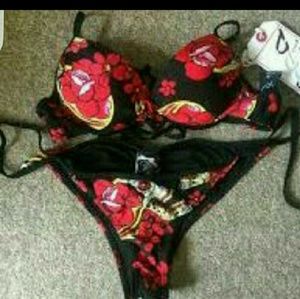 NWT Re Posh Iron Fist bikini